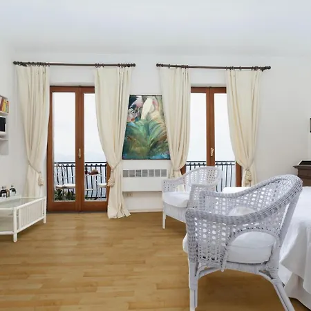Villa Mary With Magnificent View Massa Lubrense